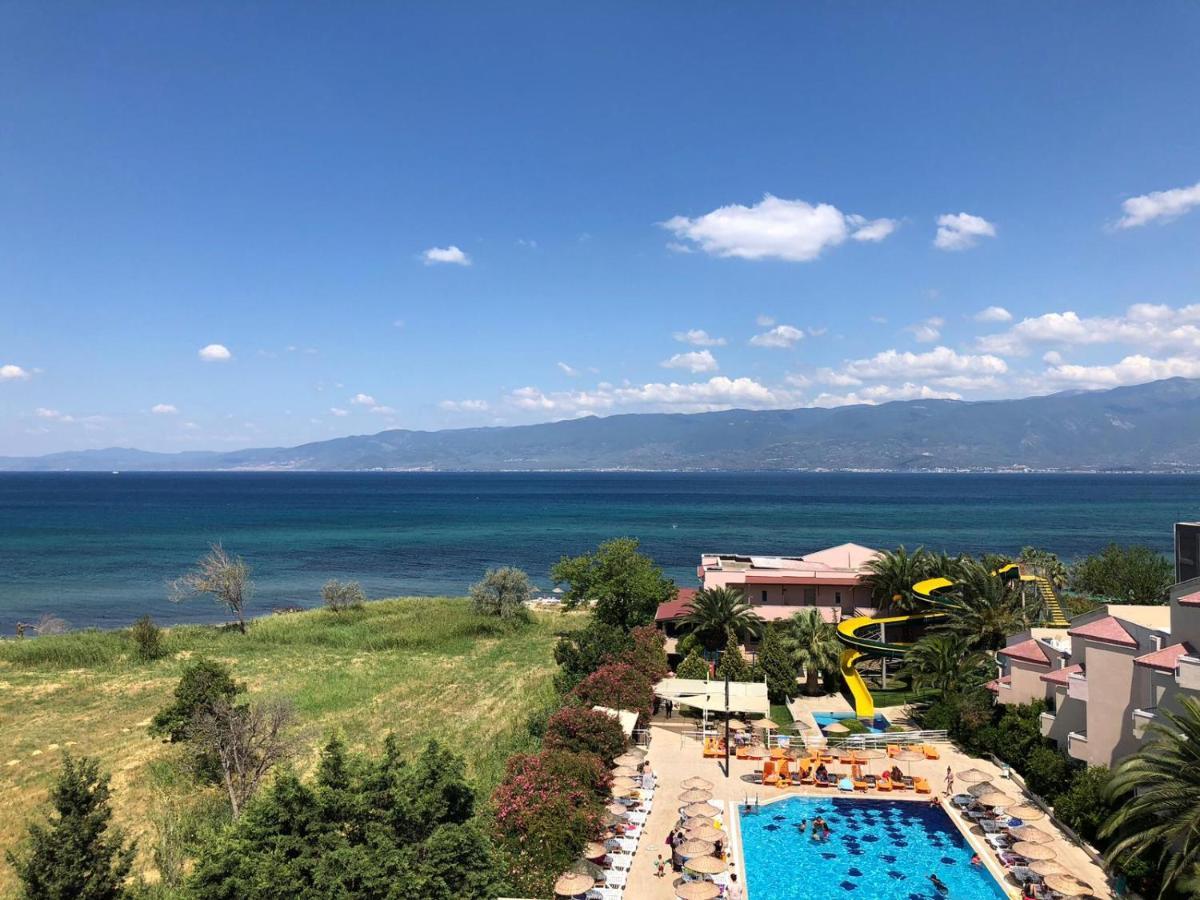 Afytos Oeren Park Mtk Hotel Екстериор снимка