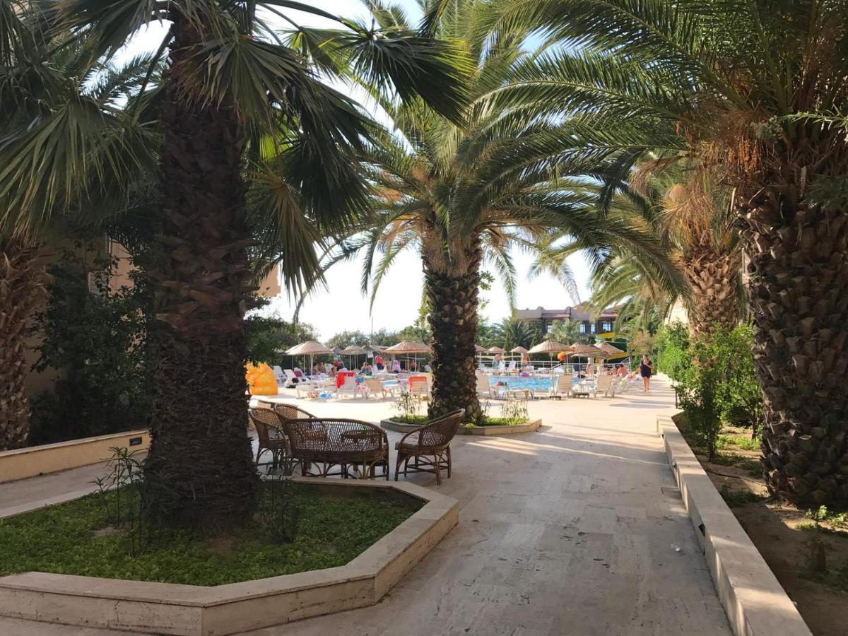 Afytos Oeren Park Mtk Hotel Екстериор снимка