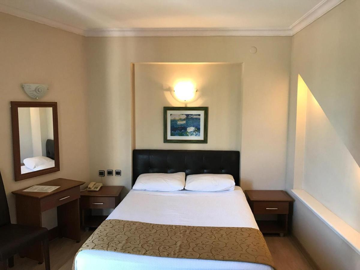 Afytos Oeren Park Mtk Hotel Екстериор снимка