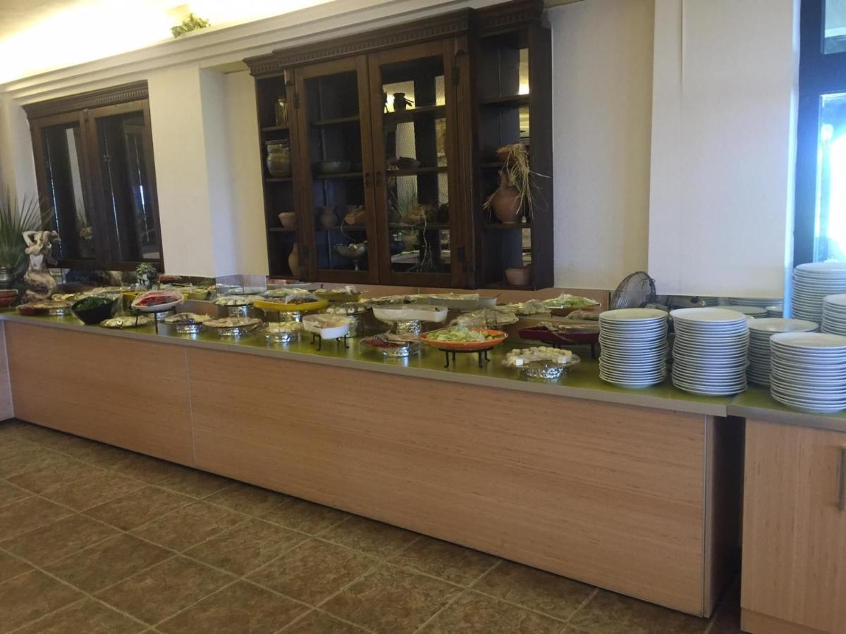 Afytos Oeren Park Mtk Hotel Екстериор снимка