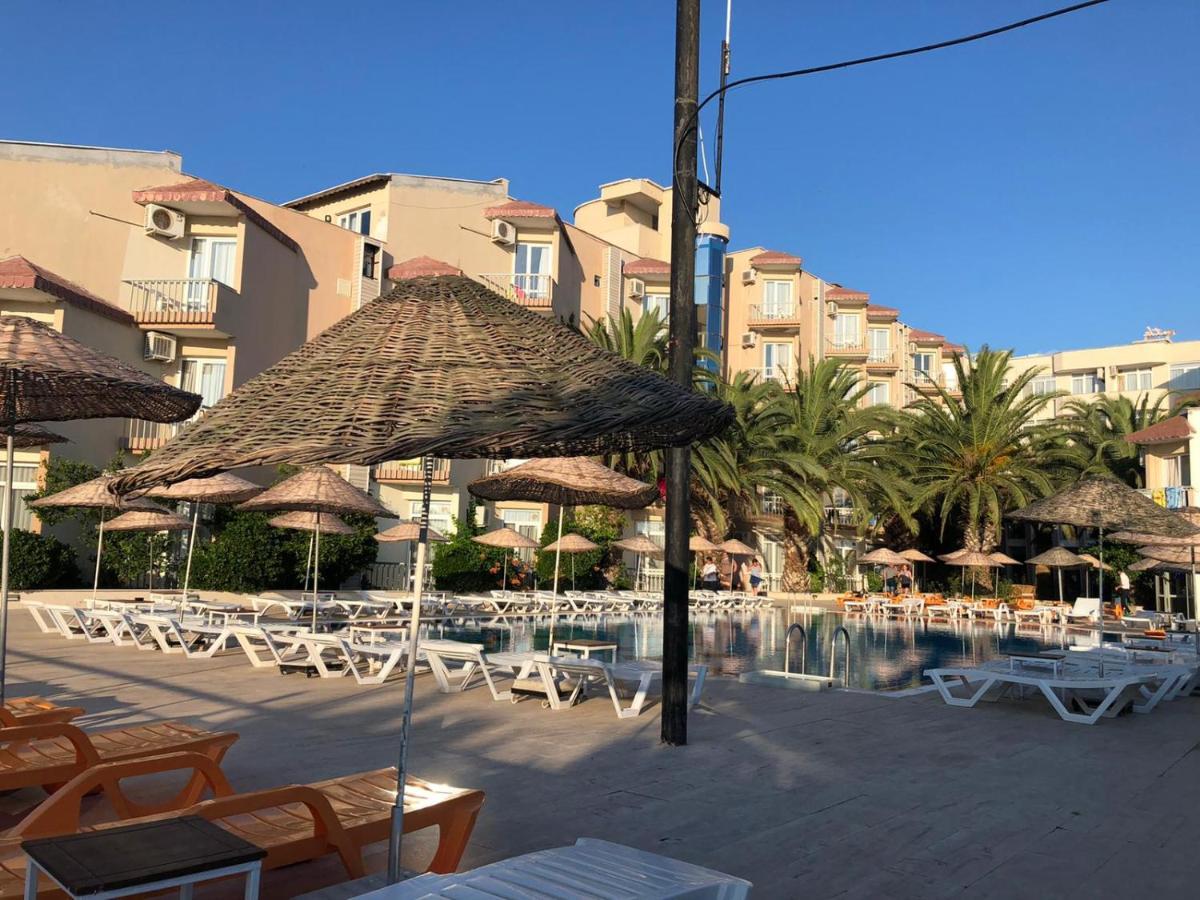 Afytos Oeren Park Mtk Hotel Екстериор снимка