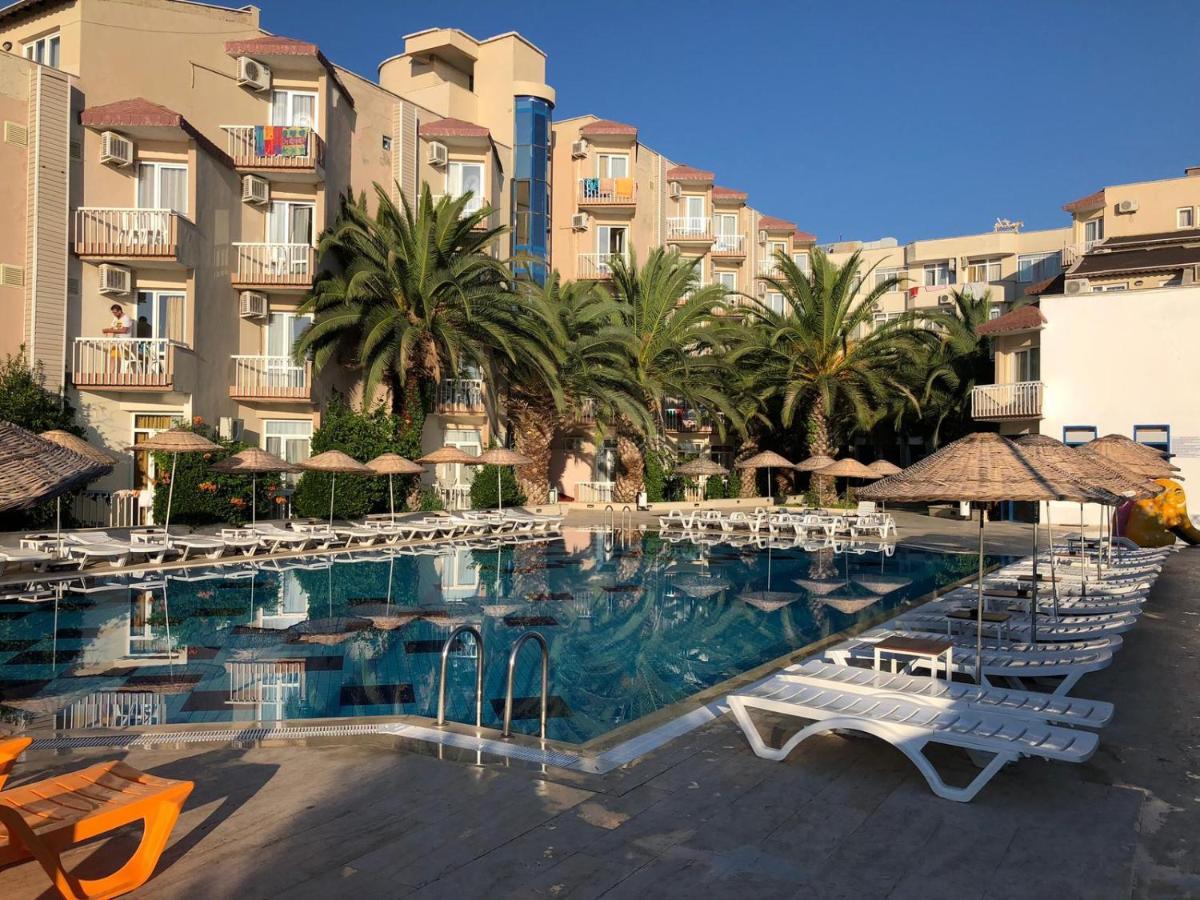 Afytos Oeren Park Mtk Hotel Екстериор снимка
