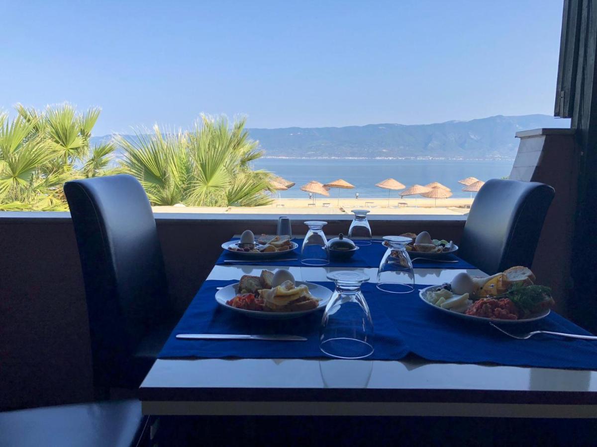 Afytos Oeren Park Mtk Hotel Екстериор снимка