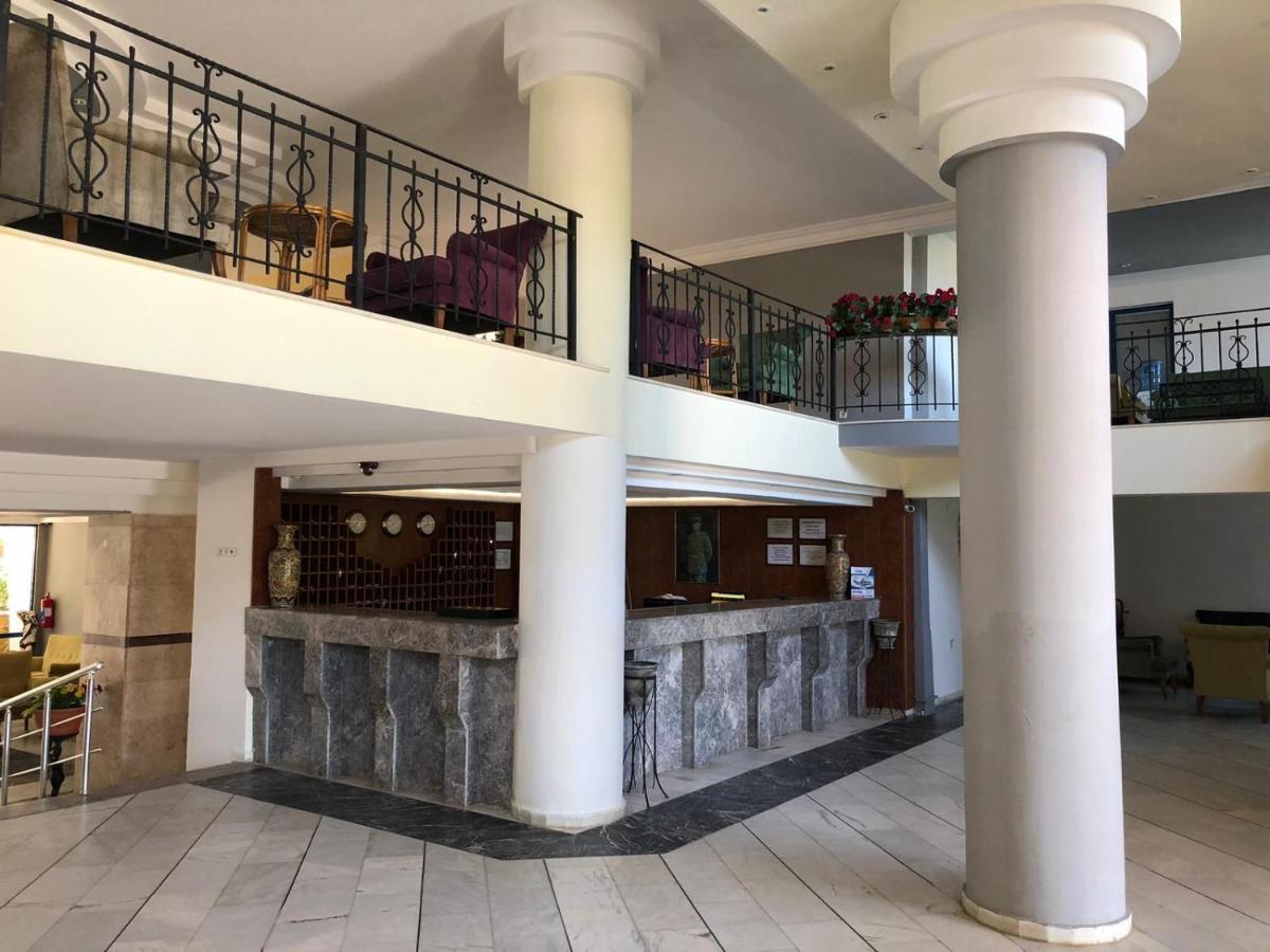 Afytos Oeren Park Mtk Hotel Екстериор снимка