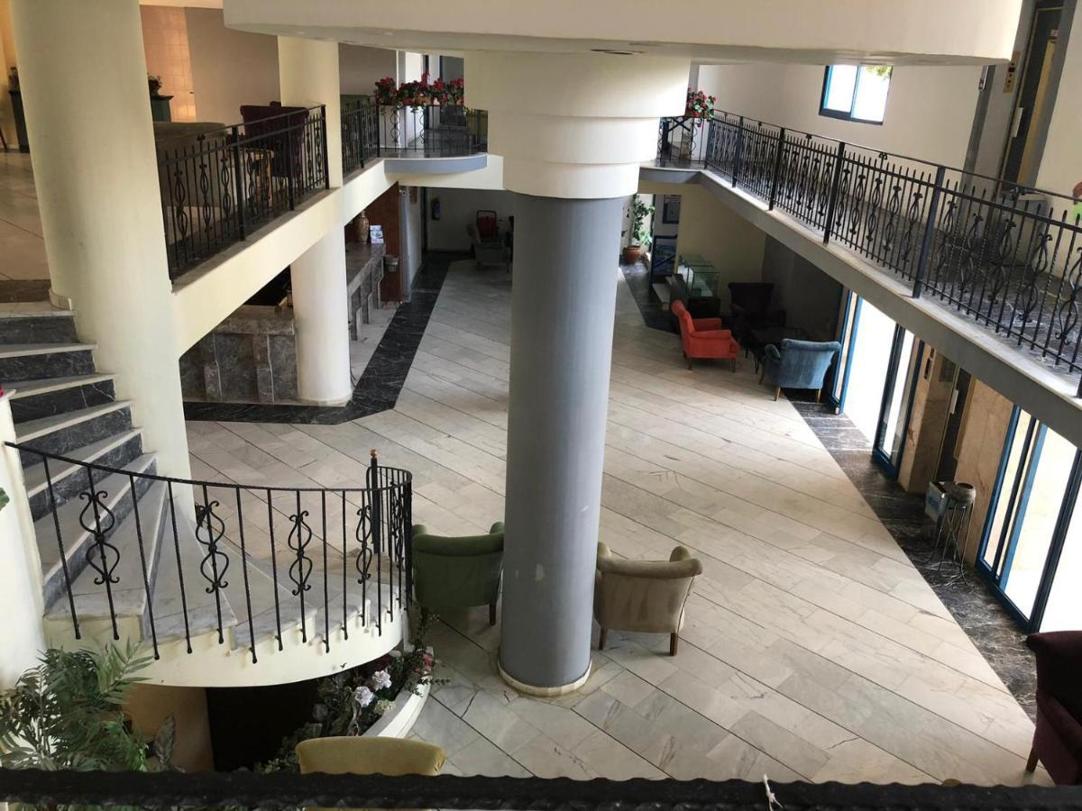 Afytos Oeren Park Mtk Hotel Екстериор снимка