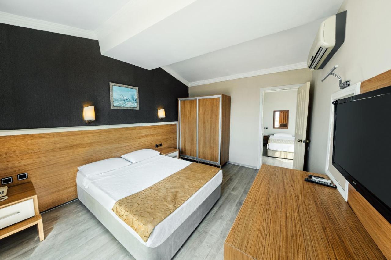 Afytos Oeren Park Mtk Hotel Екстериор снимка